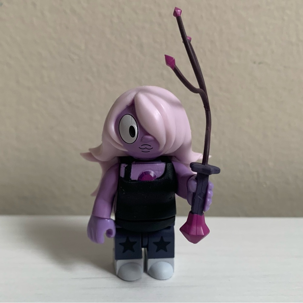 McFarlane Steven Universe Amethyst Minifigure from Steven’s Kitchen Set 12887